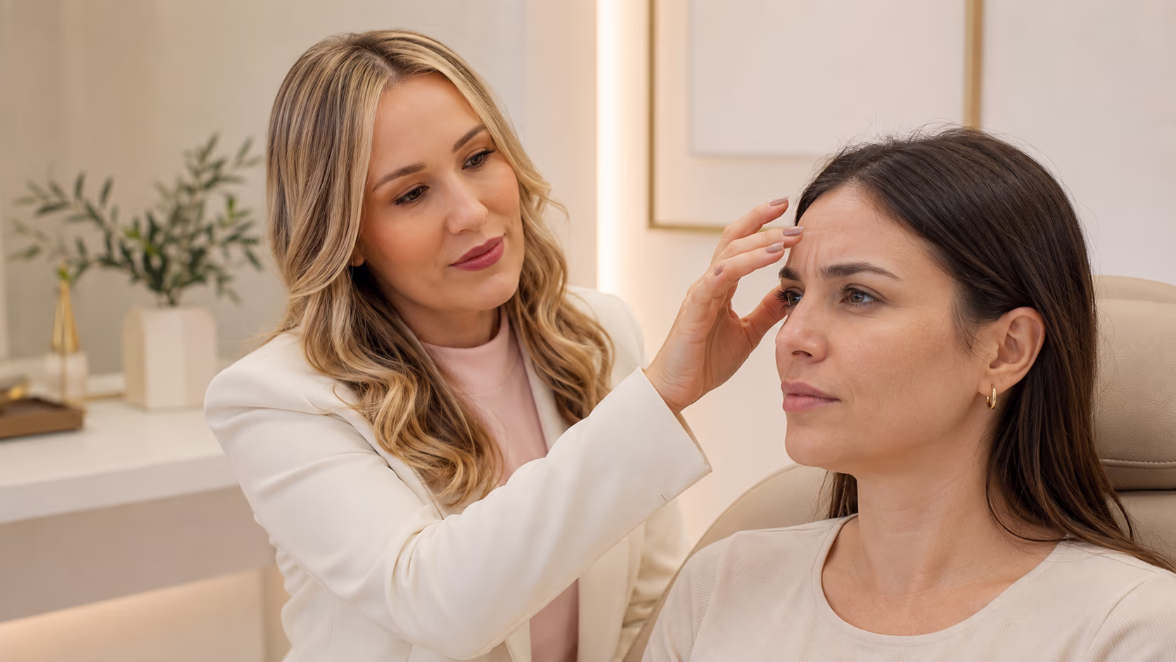 Avaliação do movimento facial na testa e glabela para toxina botulínica em Palhoça